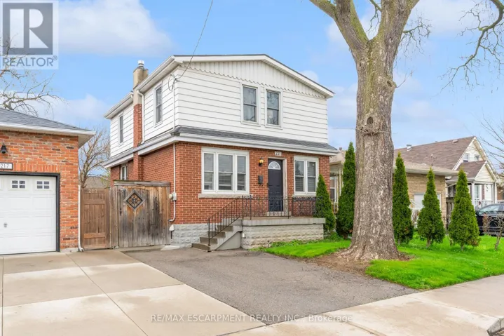 221 JULIAN AVENUE, Hamilton (Normanhurst), Ontario L8H5S2