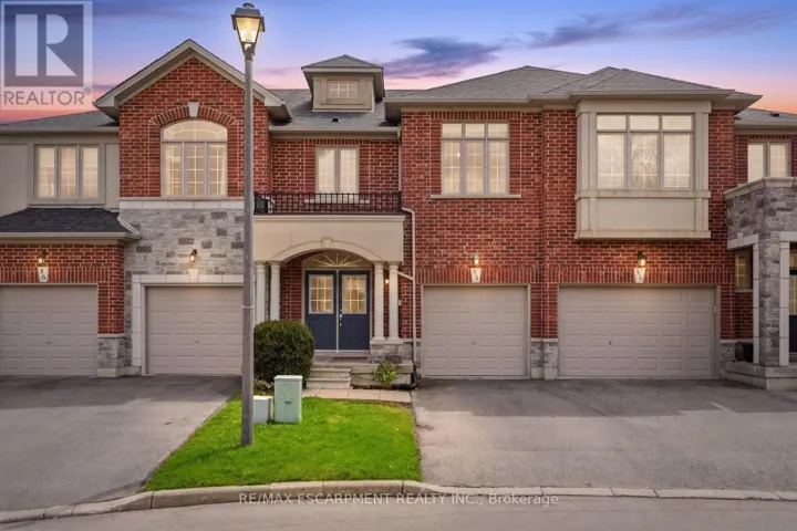 35 - 99 PANABAKER DRIVE, Hamilton (Ancaster), Ontario L9G0A3