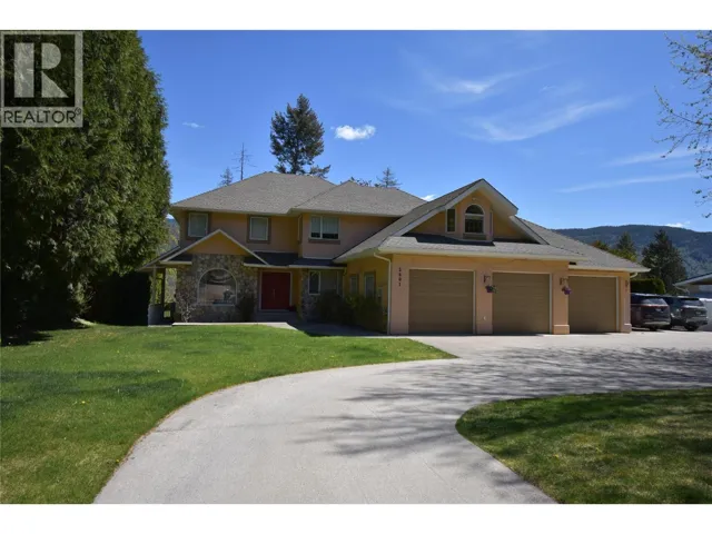 2601 9th Avenue, Castlegar, British Columbia V1N2Y7