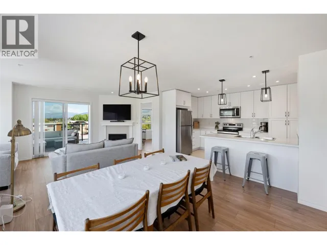 3346 Skaha Lake Road Unit# 703, Penticton, British Columbia V2A0H6