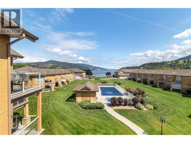 3570 Woodsdale Road Unit# 305, Lake Country, British Columbia V4V1Y9