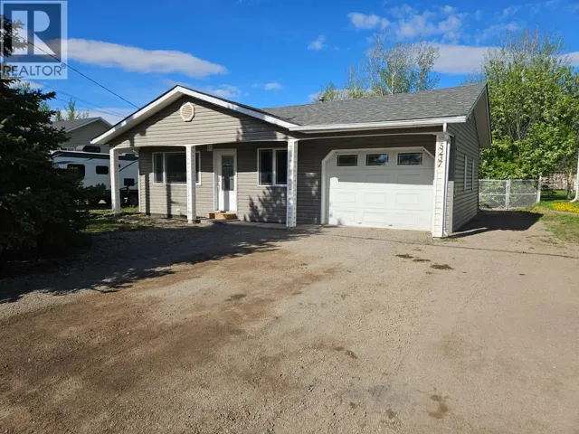5237 42 Street NE, Chetwynd, British Columbia V0C1J0