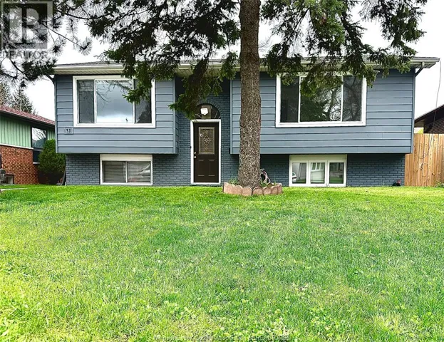 31 PLUMBROOK, Leamington, Ontario N8H4K7