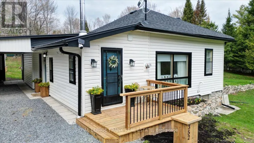 352 LASSWADE ROAD, North Kawartha, Ontario K0L1A0