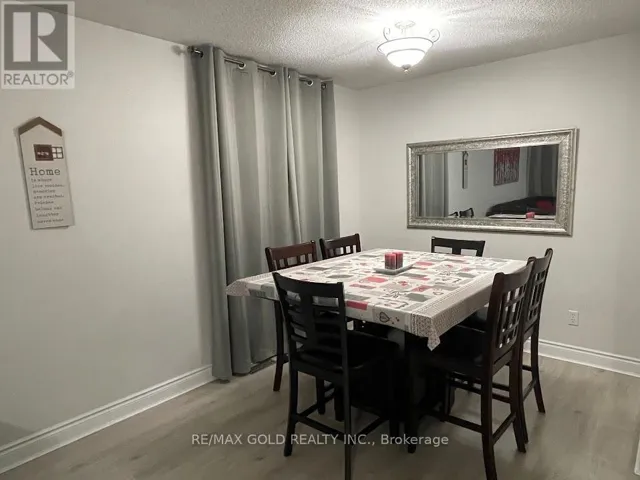 53 DUNCAN AVENUE, Hamilton (Waterdown), Ontario L0R2H5