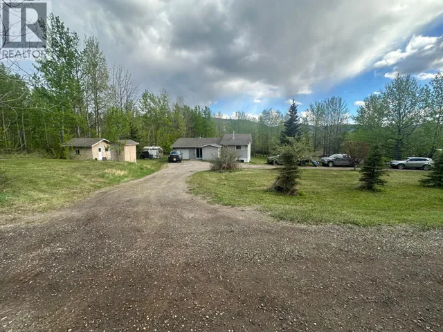 6327 Wildmare Sub, Chetwynd, British Columbia V0C1J0
