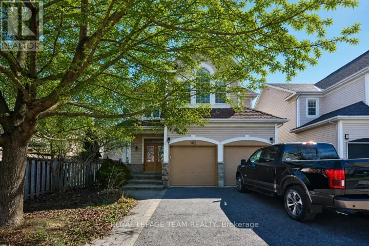 162 REDCLIFF AVENUE, Ottawa, Ontario K2J5J7