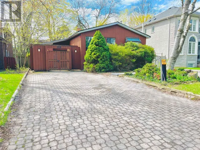 FRONT - 215 DUNVIEW AVENUE, Toronto (Willowdale East), Ontario M2N4H9