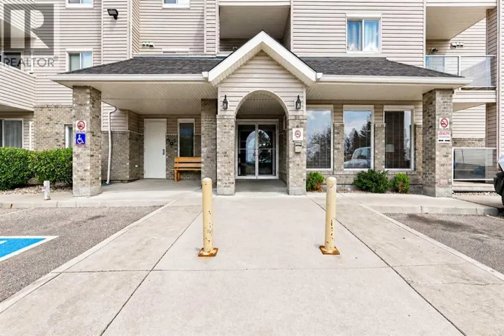 311, 1632 Saamis Drive NW, Medicine Hat, Alberta T1C4X3