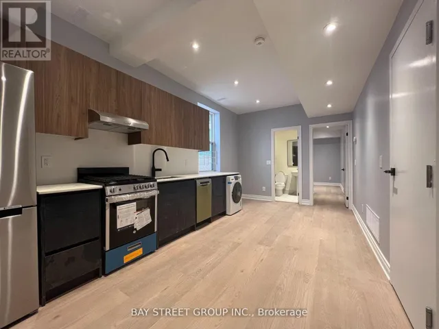 203 - 2386 LAKE SHORE BOULEVARD W, Toronto (Mimico), Ontario M8V1C3