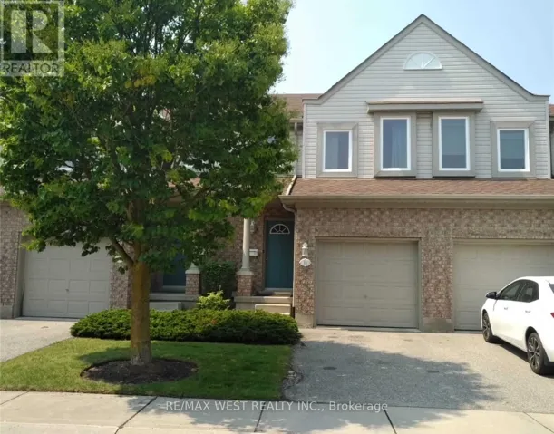 15 ROEHAMPTON CRESCENT, Guelph (Pineridge/Westminster Woods), Ontario N1L1M9