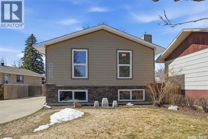 625 Guelph CRESCENT, Saskatoon, Saskatchewan S7H4R5