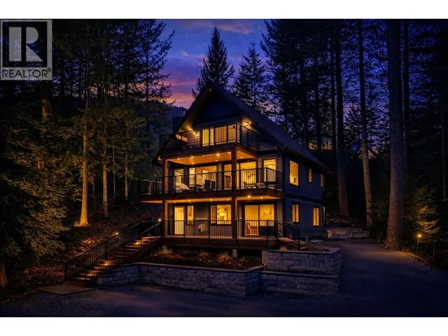 8353 RAINBOW DRIVE, Whistler, British Columbia V8E0G1