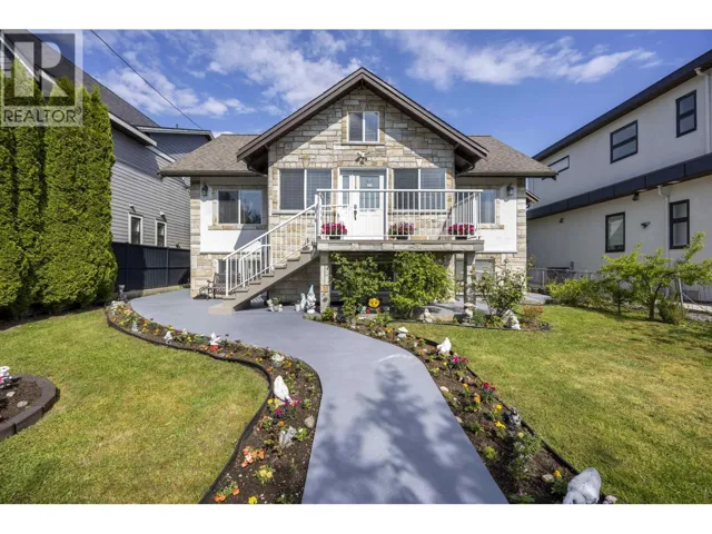 1115 DUBLIN STREET, New Westminster, British Columbia V3M2Z1