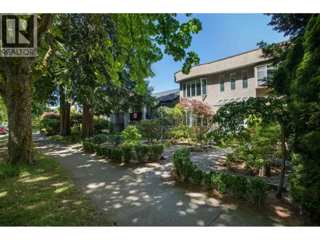 2945 W 12TH AVENUE, Vancouver, British Columbia V6K2R2