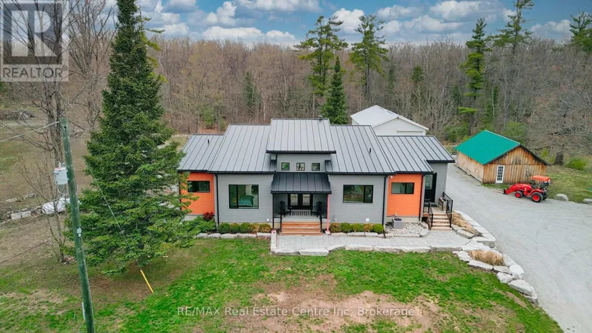 25 FIRE ROUTE 129, Trent Lakes, Ontario K0M1A0