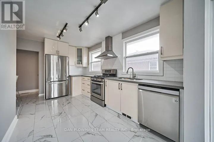 UPPER - 181 WAVERLY STREET S, Oshawa (Vanier), Ontario L1J2L5