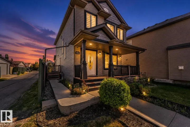 1921 119A ST SW, Edmonton, Alberta T6W0E2