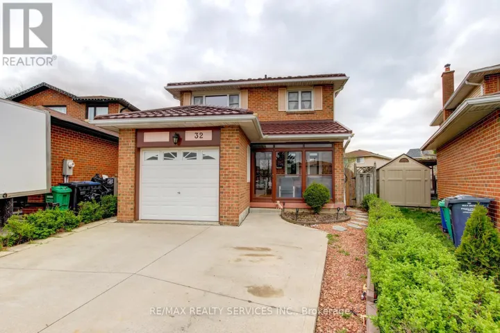 32 HELIOS PLACE, Brampton (Heart Lake West), Ontario L6Z2B2