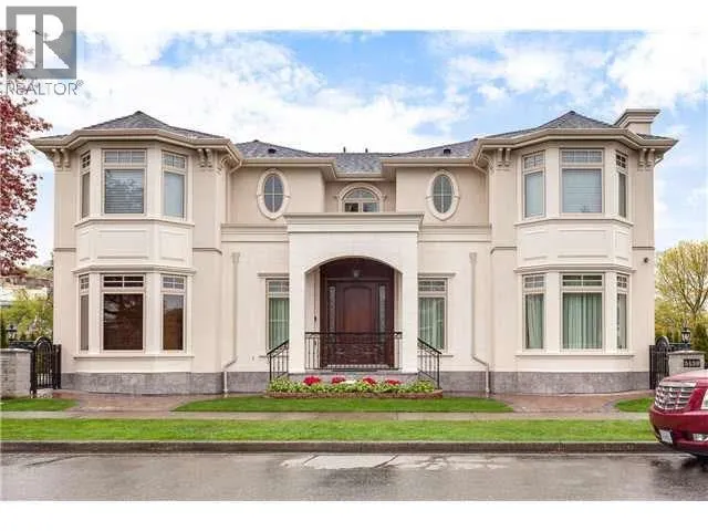 3439 BALACLAVA STREET, Vancouver, British Columbia V6L2S7