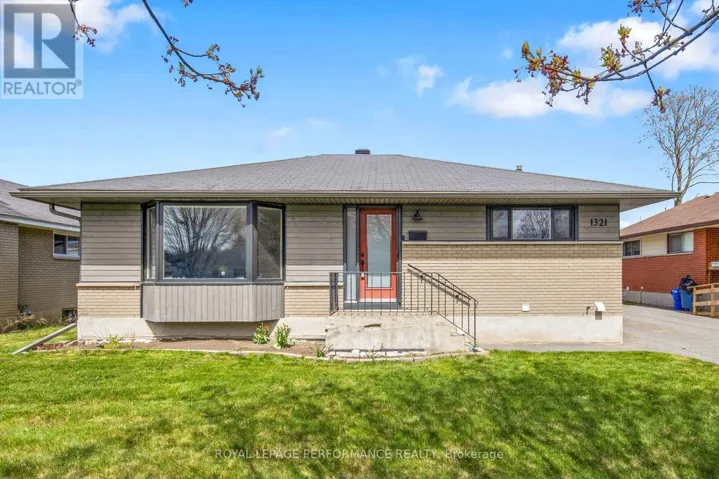 1321 RUSTIC DRIVE, Ottawa, Ontario K2C2Y3