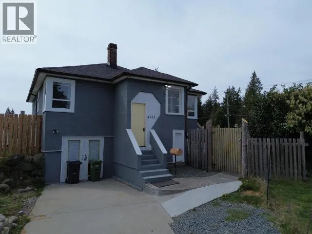 4973 QUEENS AVE, Powell River, British Columbia V8A3S8