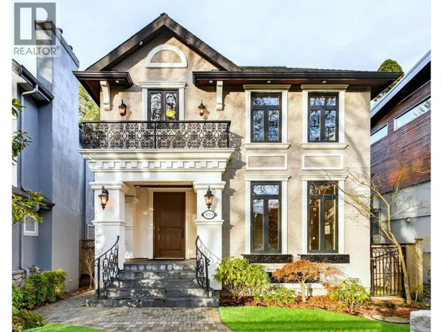 371X W 22ND AVE STREET, Vancouver, British Columbia V6S1J5