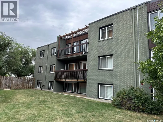 17 208 Lindsay PLACE, Saskatoon, Saskatchewan S7H3E6