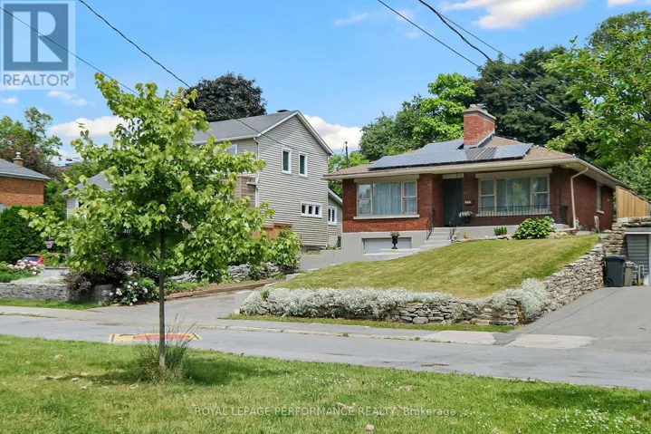 181 NORTHWESTERN AVENUE, Ottawa, Ontario K1Y0M1