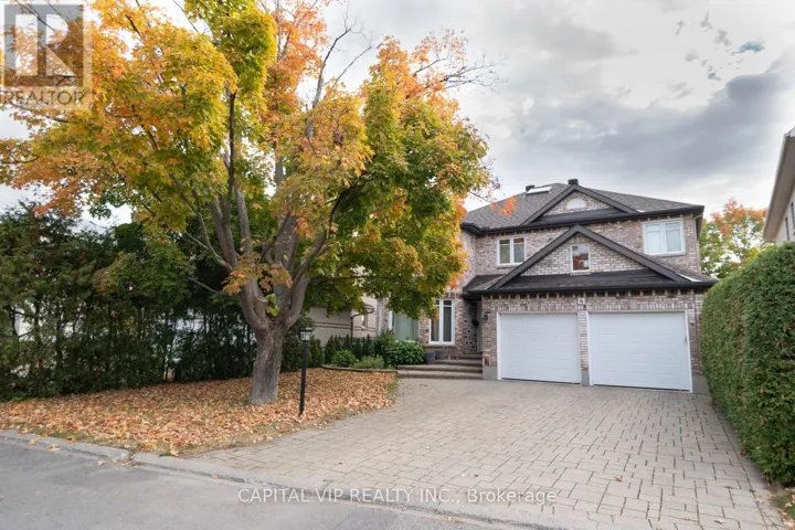 4 WELLSMERE COURT E, Ottawa, Ontario K2E8C2
