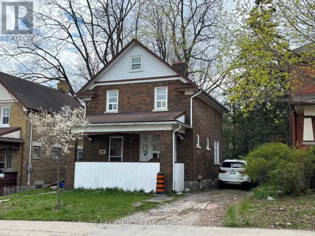 93 PEPPLER STREET, Waterloo, Ontario N2J3C9