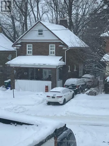 93 PEPPLER STREET, Waterloo, Ontario N2J3C9