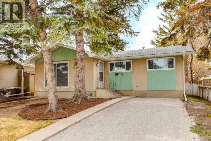 840 Raynard Crescent SE, Calgary, Alberta T2A1X7