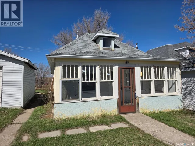 2470 Proton AVENUE, Gull Lake, Saskatchewan S0N1A0