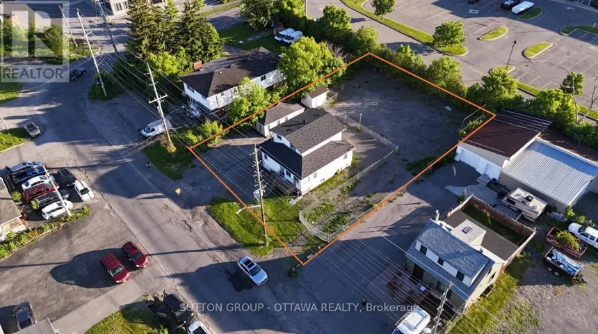 1368 LABRIE AVENUE, Ottawa, Ontario K1B3M1