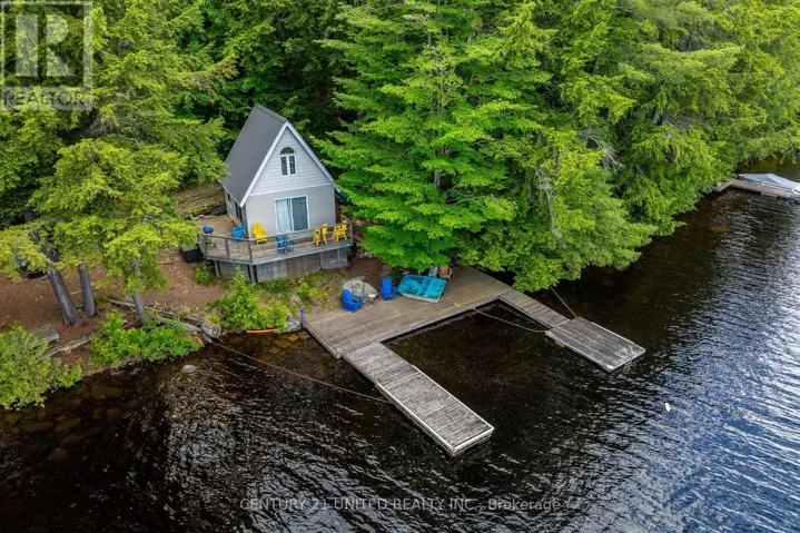 852 ISL 8 CATCHACOMA LAKE ISLAND, Trent Lakes, Ontario K0L1J0