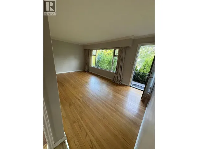 Upper 910 ROBINSON STREET, Coquitlam, British Columbia V3J4G6