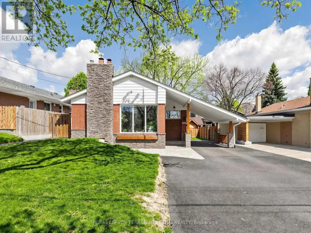 LOWER - 14 HEDGES BOULEVARD, Toronto (Princess-Rosethorn), Ontario M9B3C2