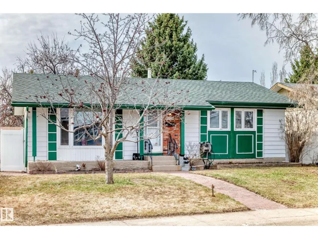 11739 152A AV NW, Edmonton, Alberta T5X1E5