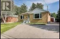 MAIN FL - 34 CARTIER CRESCENT, Richmond Hill (Crosby), Ontario L4C2N2