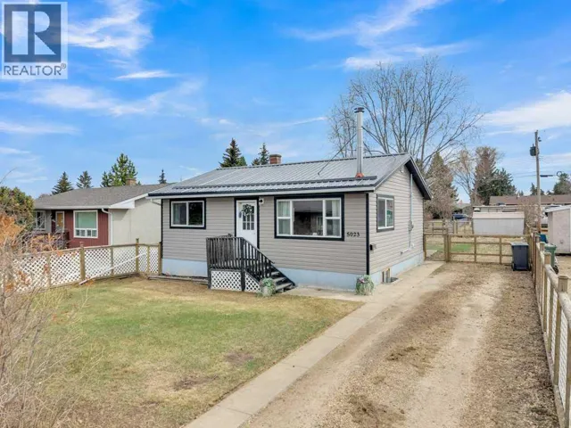 5023 56 Avenue, Rimbey, Alberta T0C2J0