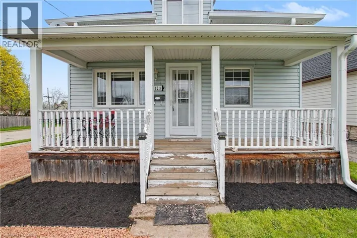 123 NORFOLK Avenue, Cambridge, Ontario N1R3V3