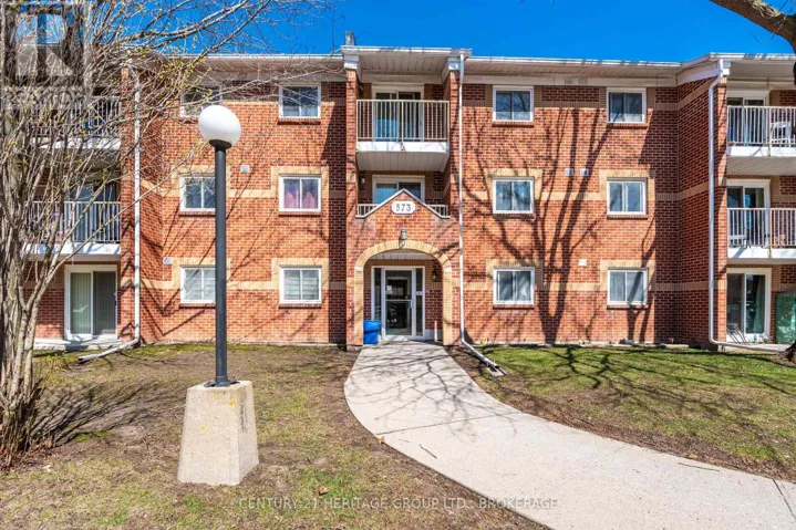 203 - 573 ARMSTRONG ROAD, Kingston (East Gardiners Rd), Ontario K7M8J8