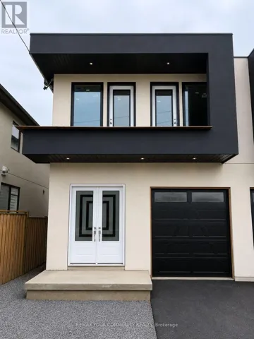 28A PINE AVENUE N, Mississauga (Port Credit), Ontario L5H2P8