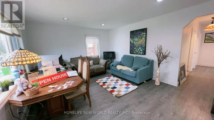 38 AINSDALE ROAD, Toronto (Wexford-Maryvale), Ontario M1R3Y8
