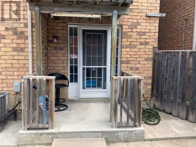 101 SAN GABRIELE PLACE, Toronto (Humber Summit), Ontario M9L3A5