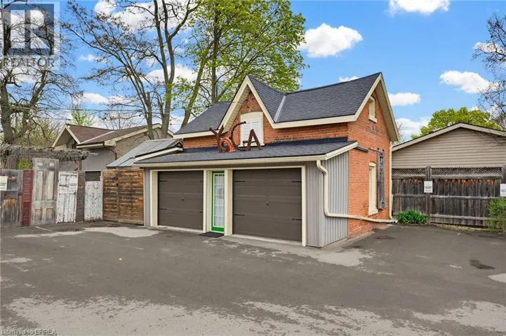 105 BRANT Avenue Unit# REAR, Brantford, Ontario N3T3H4
