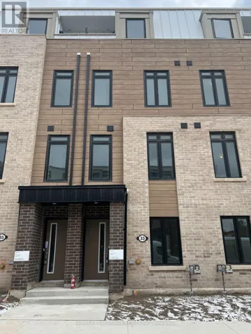 33 CASE OOTES DRIVE, Toronto (Victoria Village), Ontario M4A0C1