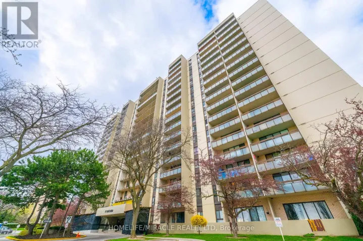 905 - 177 LINUS ROAD, Toronto (Don Valley Village), Ontario M2J4S5