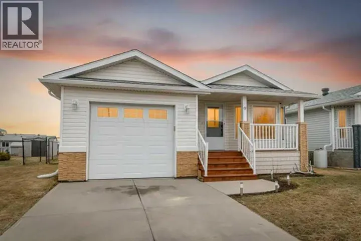 9 Baywood Place, Sylvan Lake, Alberta T4S0A7